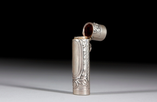 GÜMÜŞ PARFÜMLÜK