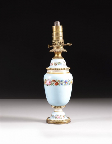 PORSELEN GÖVDE GAZ LAMBASI