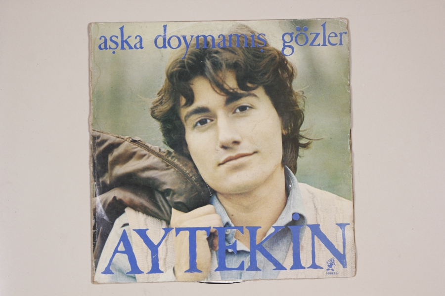 Aytekin ''Aşka Doymamış Gözler'' 33'lük